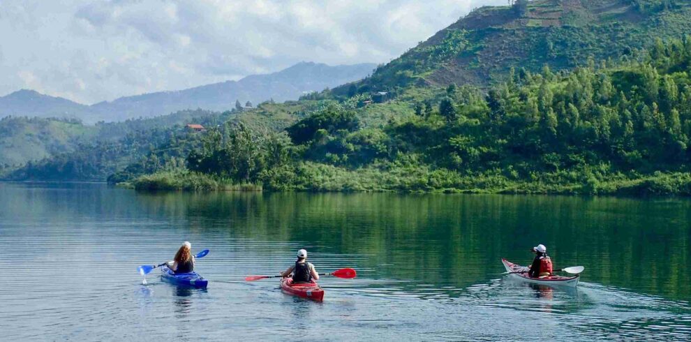 3-Day Rwanda Primates & Lake Kivu Cycling Adventure